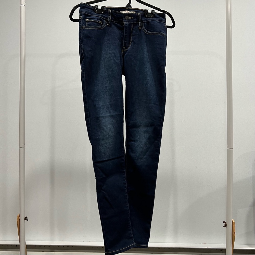 SOLD ON DEPOP/Levi’s 711 jeans